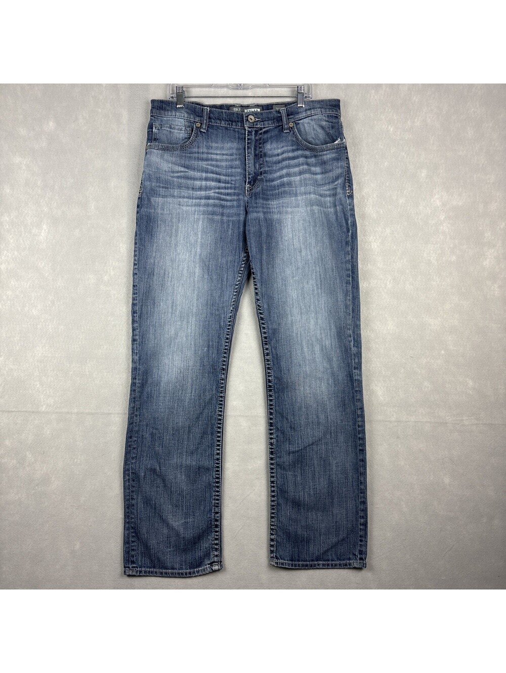 BKE Tyler Buckle Jeans Mens 36x32 36L Blue Straight Leg Denim Faded Whiskered